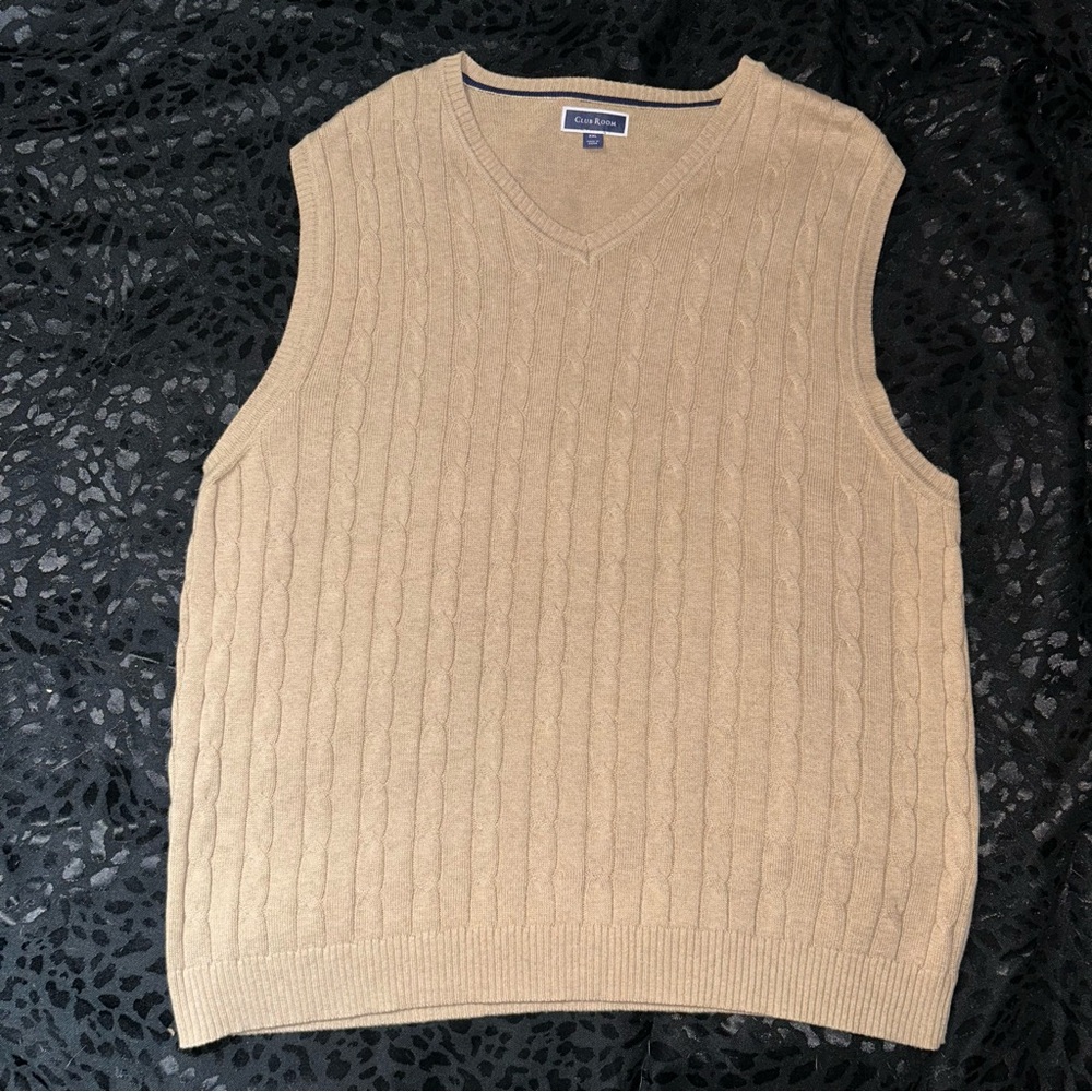 Club Room V-Neck Tan Sweater Vest